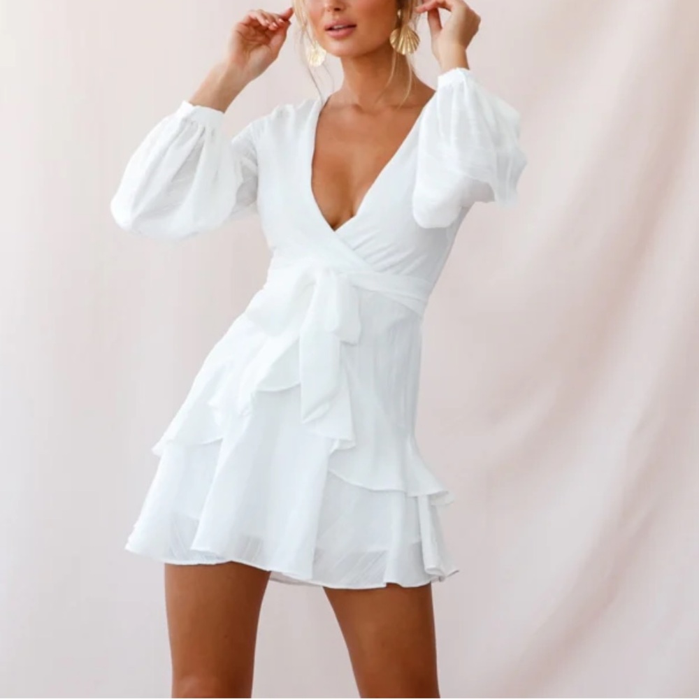 Selfie Leslie Kerry Layered Balloon Sleeve Dress